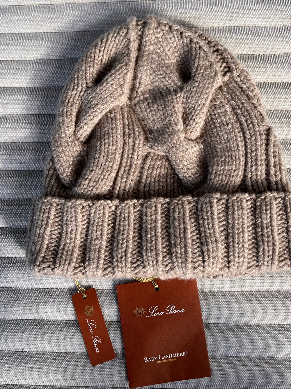 Loro Piana Cashmere Cable Knit Beanie